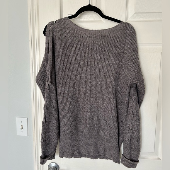 2/$30 entro chunky sweater open braided tie sleeves mauve purple color medium - Picture 2 of 7